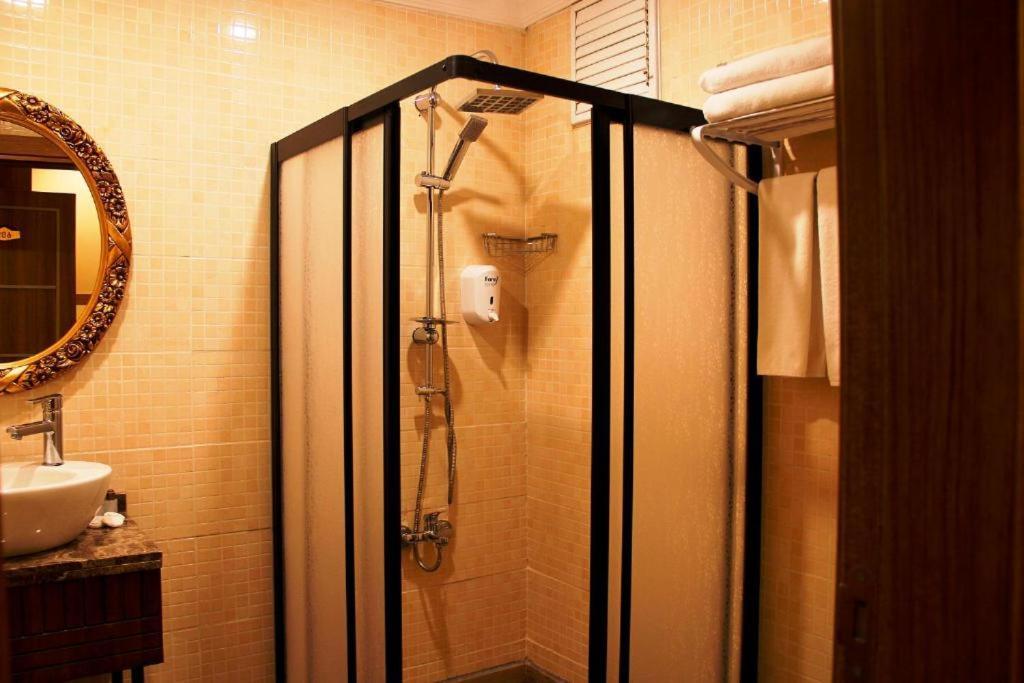 Gross Hotel Stambuł Zewnętrze zdjęcie